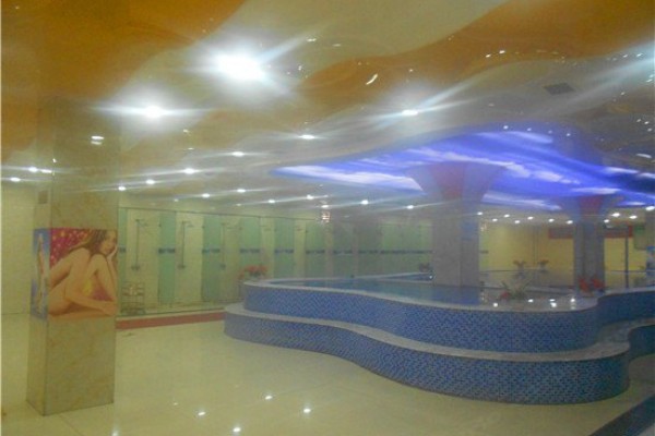 “山城桑拿，养生又解压，你值得拥有！”